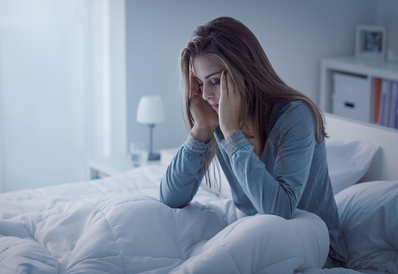 Nhiều nguyên nhân dẫn đến đau đầu về đêm