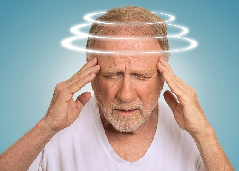 Đau đầu dữ dội mà một trong những dấu hiệu của đột quỵ não