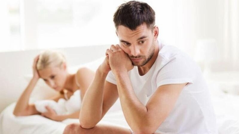 Đái ra tinh trùng có thể gây ảnh hưởng xấu đến đời sống tinh dục của nam giới