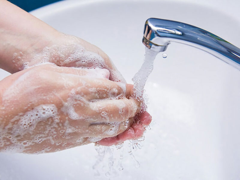 Rửa tay thường xuyên để phòng ngừa bệnh viêm nhiễm đường hô hấp