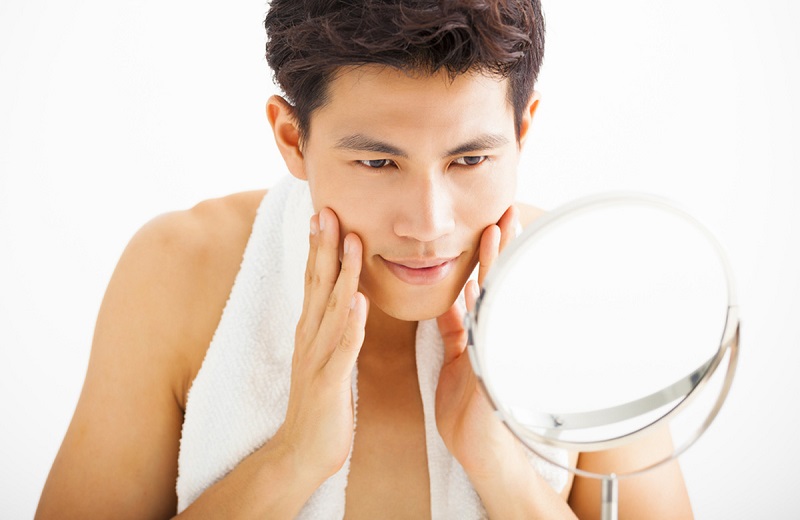 Skincare cho nam giới trải qua khá nhiều bước