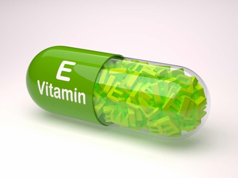 Vitamin E sẽ làm vùng da bị chàm giảm thô sần