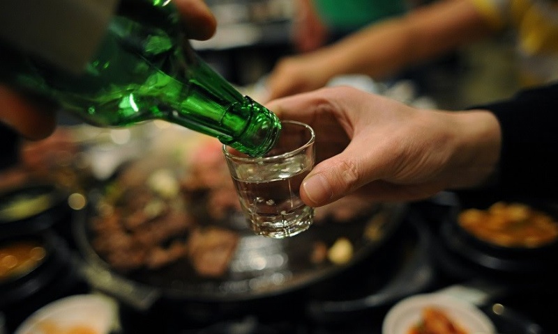 Uống nhiều rượu trong thời gian dài dẫn đến ngộ độc thị thần kinh