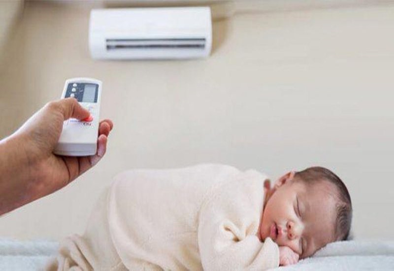 Điều chỉnh nhiệt độ điều hòa phù hợp với trẻ nhỏ