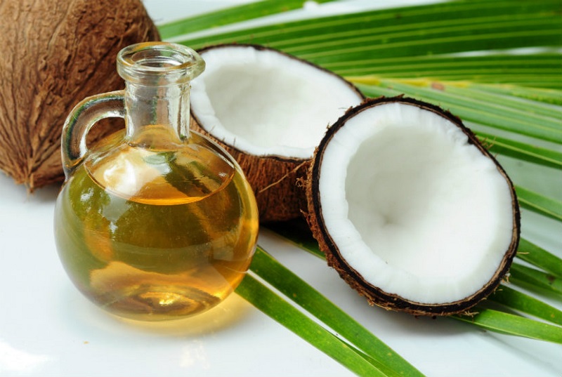 Dù chế biến từ thực vật song dầu dừa không được khuyến khích dùng nhiều trong ăn uống