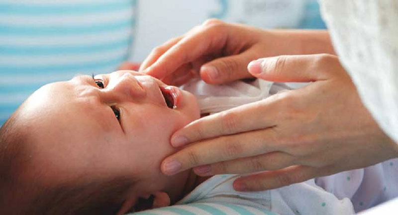 Trẻ sơ sinh phải đối mặt với nhiều khuyết tật thần kinh nghiêm trọng