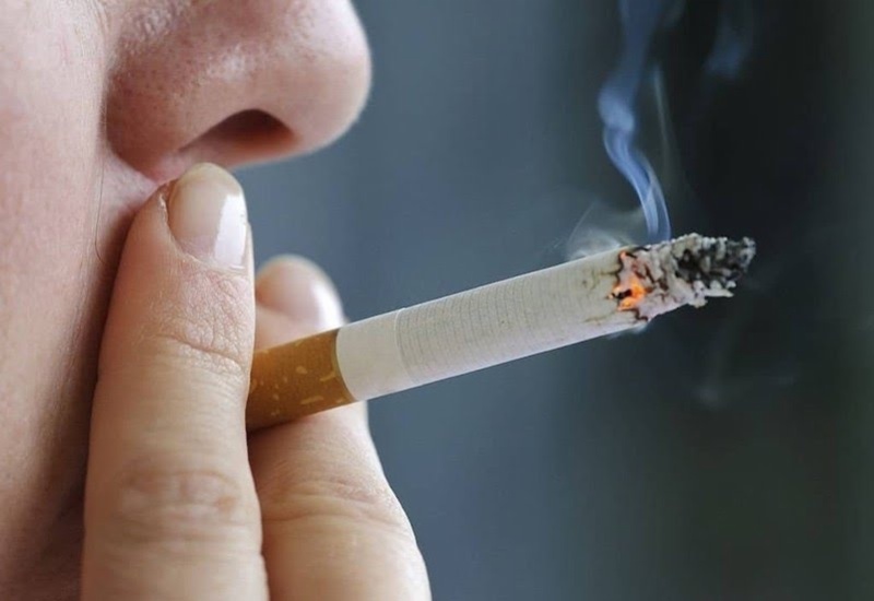 Hút thuốc lá là một yếu tố nguy cơ dẫn đến bệnh ung thư hạ họng