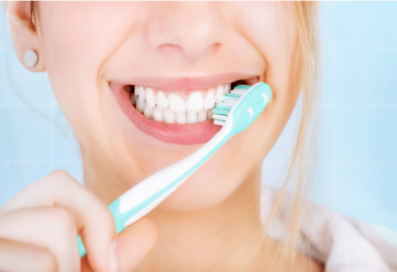 Đánh răng đúng cách đem lại nhiều ích lợi về sức khỏe nha khoa