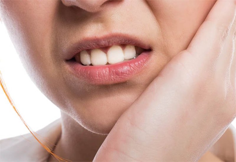 Có nhiều nguyên nhân dẫn đến tình trạng đau quai hàm