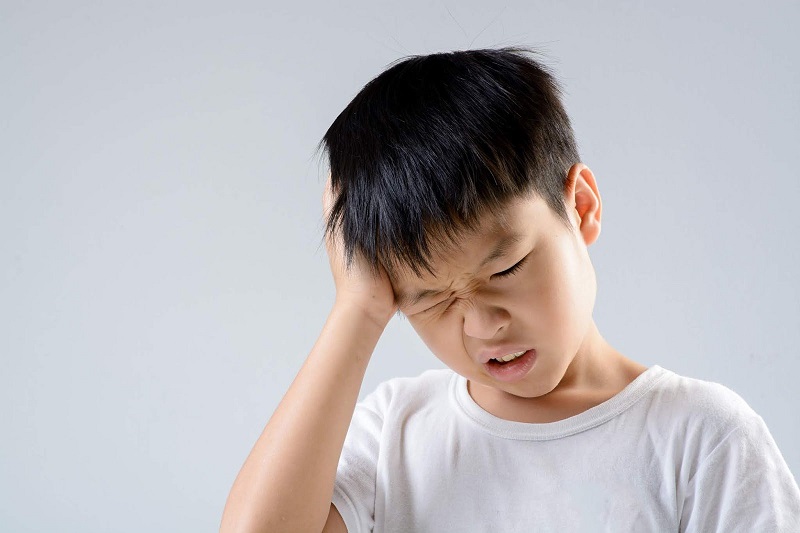 Trẻ em là đối tượng dễ mắc viêm tai ngoài