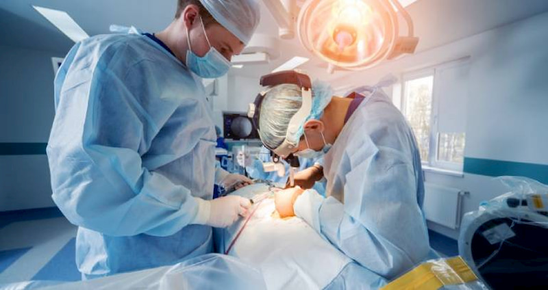Phẫu thuật thoát vị đĩa đệm cần được mổ tại bệnh viện uy tín để đảm bảo thành công và an toàn