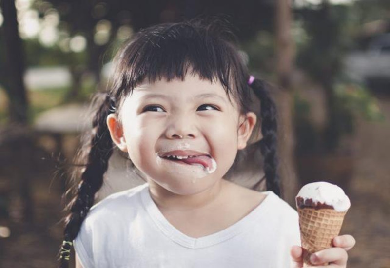 Trẻ ăn đồ lạnh có nguy cơ viêm VA