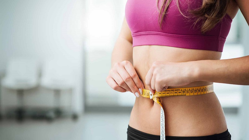 Bạn có thể kiểm soát cân nặng thông qua chế độ ăn uống và tập luyện thể thao 