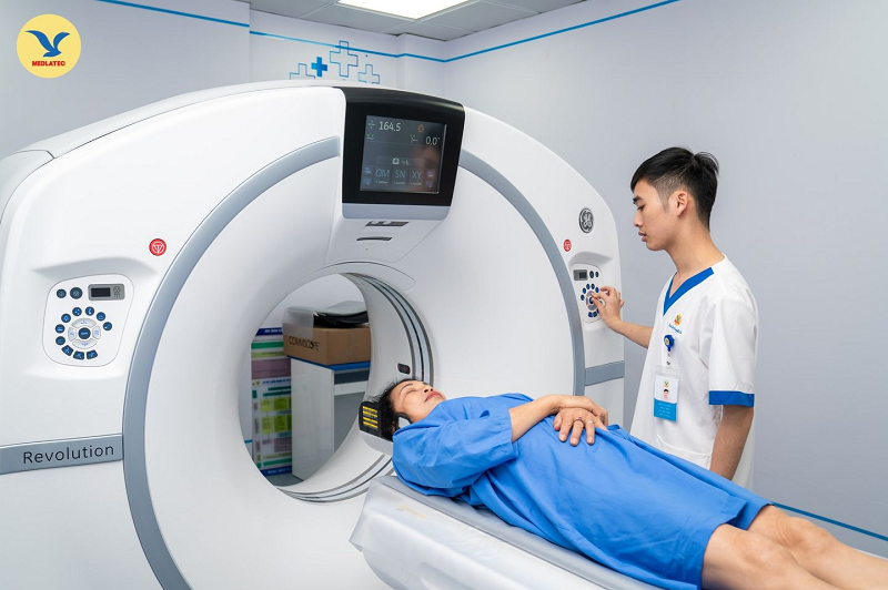 Người bệnh có thể được bác sĩ chỉ định chụp CT-Scanner khi khám nội thần kinh