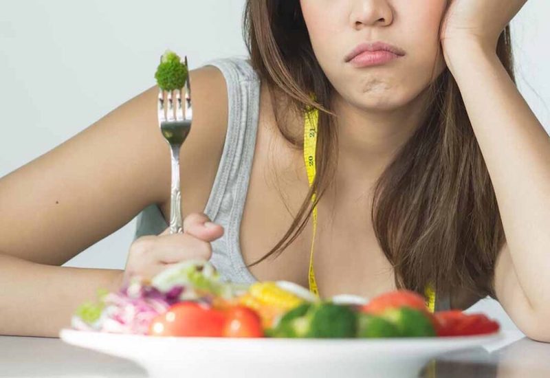 Không nên giảm cân quá mức vì điều này dễ dẫn đến tình trạng suy dinh dưỡng