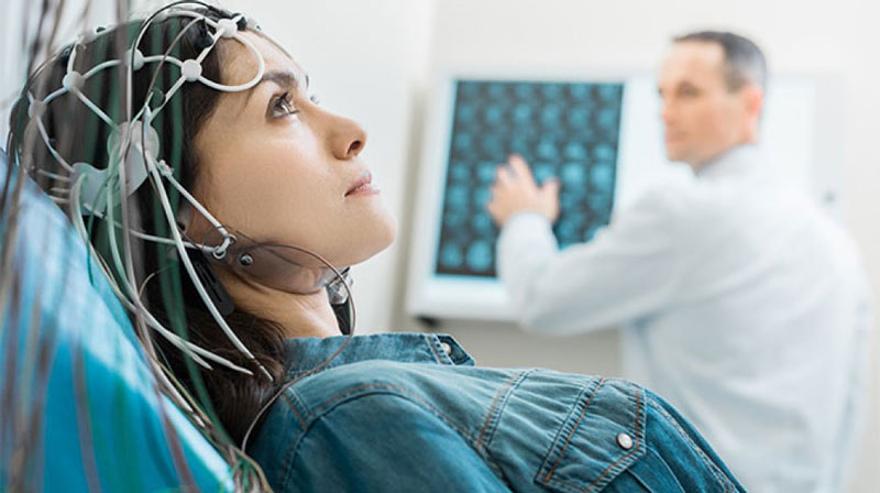 Xét nghiệm điện não đồ thường được dùng trong chẩn đoán bệnh