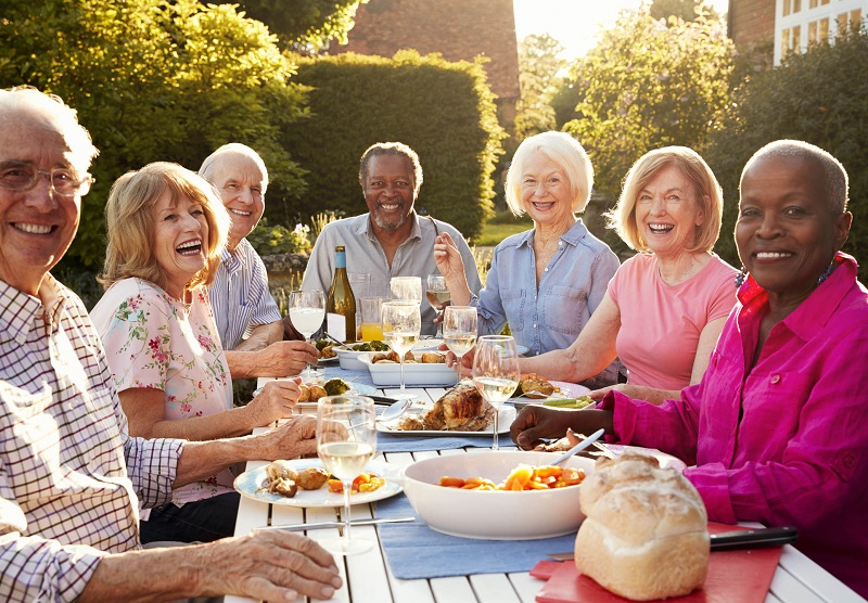 Sức khỏe người cao tuổi là vốn quý của xã hội