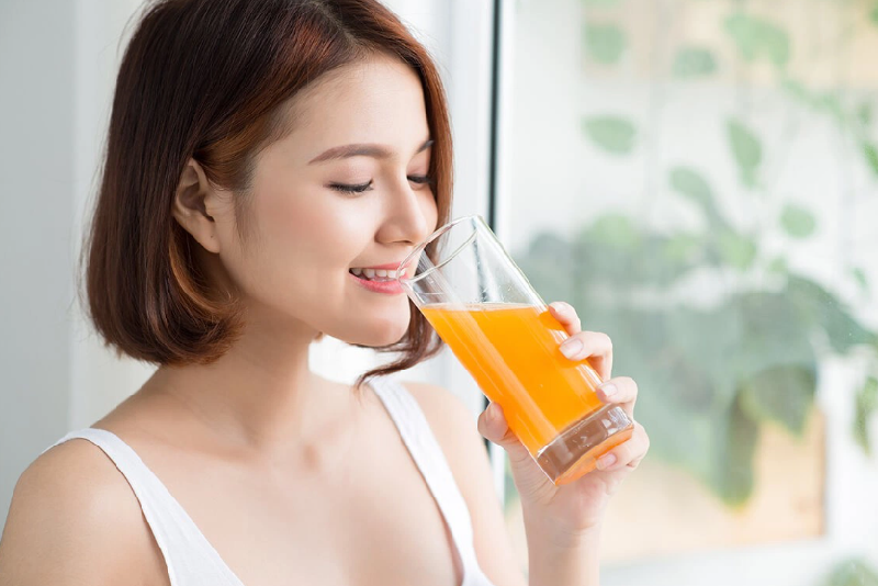 Thời điểm tốt để uống nước cam là sau bữa sáng 1 - 2 giờ