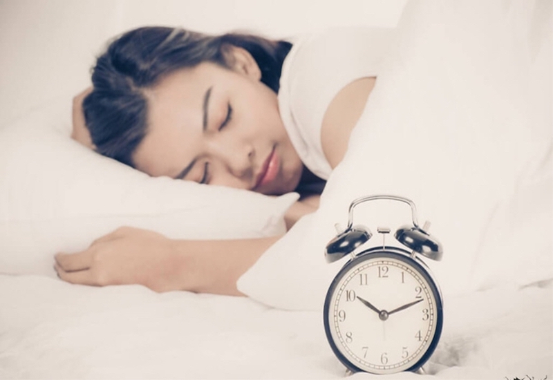 Ngủ đủ giấc sẽ giúp bạn tránh bị đau đầu