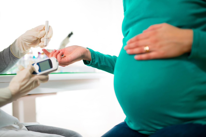 Bệnh có thể ảnh hưởng đến thai nhi và gây ra các vấn đề sức khỏe trong thai kỳ