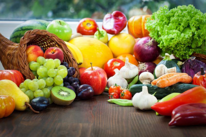  Chọn lựa thực phẩm và cung cấp đầy đủ dinh dưỡng giúp duy trì sức khỏe tốt