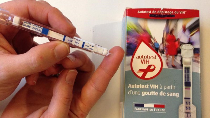 Xét nghiệm HIV giúp tìm ra virus HIV trong máu