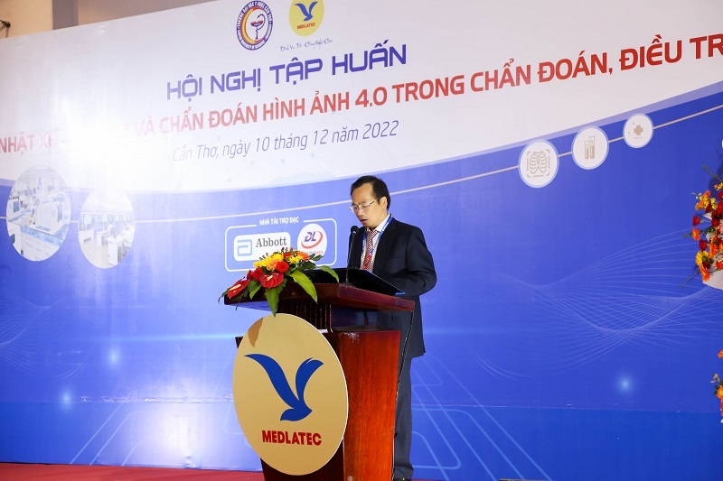 Hiệu trưởng đại học Y Dược Cần Thơ - PGS.TS Nguyễn Trung Kiên phát biểu tai hội nghị