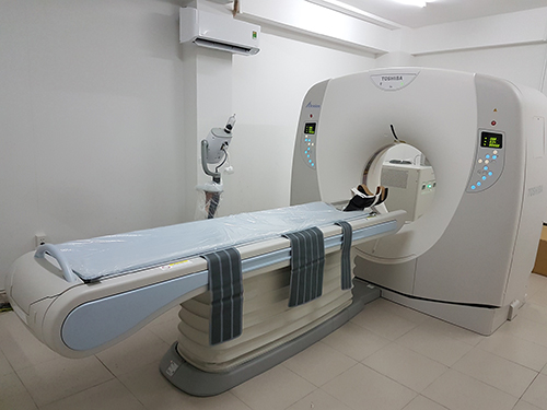 Thiết bị chụp CT cũng là yếu tố quyết định tới giá chụp CT