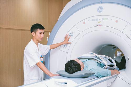 Chụp CT toàn thân để kiểm tra sức khỏe và chẩn đoán bệnh được sử dụng nhiều trong ngành y tế hiện nay