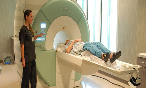 Chụp MRI tuyến yên tương đối an toàn với sức khỏe