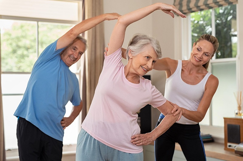 Tập thể dục  tại nhà tránh tiếp xúc nhiều người trong mùa dịch Covid-19 là giải pháp giúp nâng cao sức khỏe