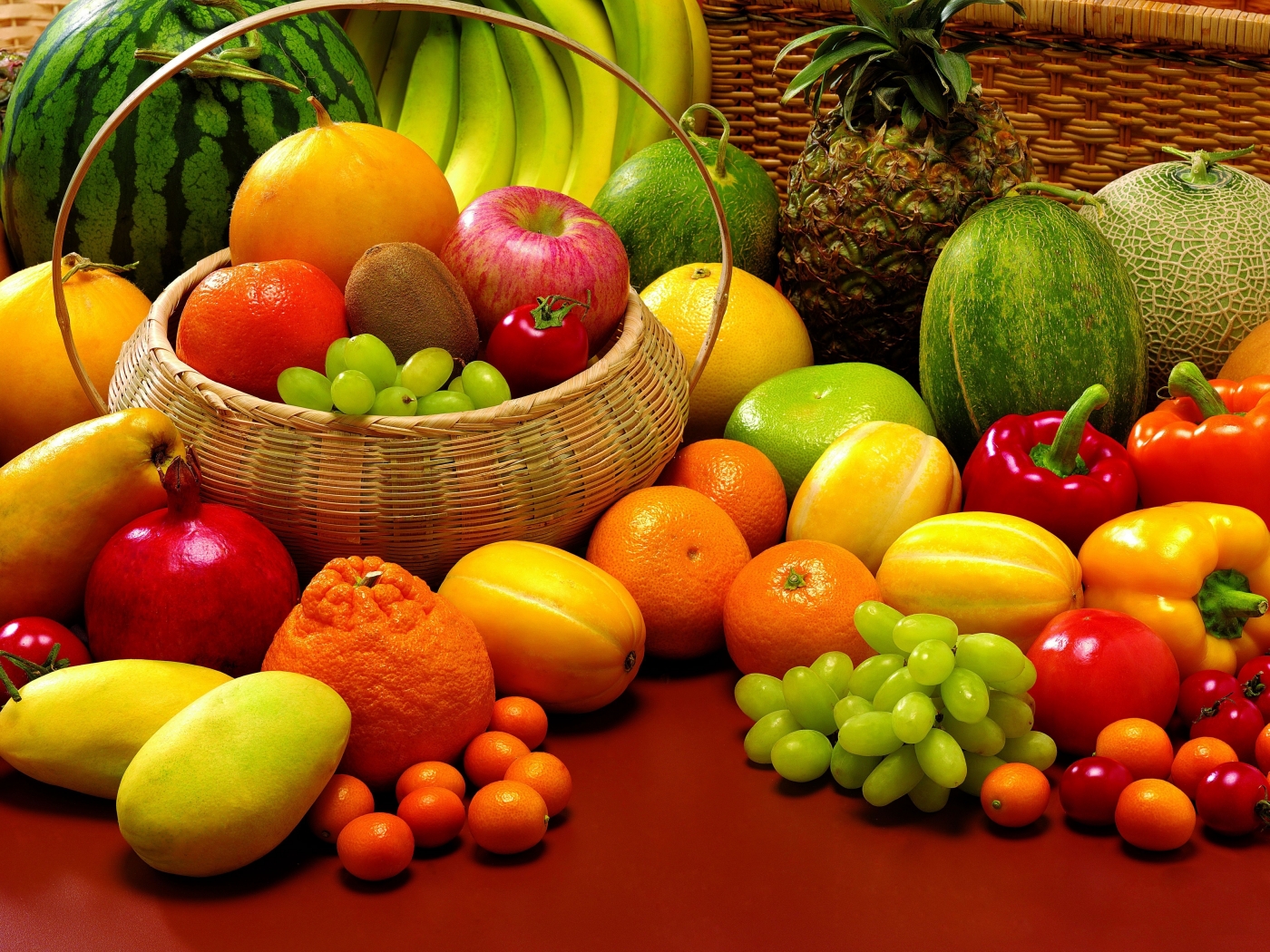 Nên tăng cường các loại rau quả để làm mát cơ thể vào mùa hè