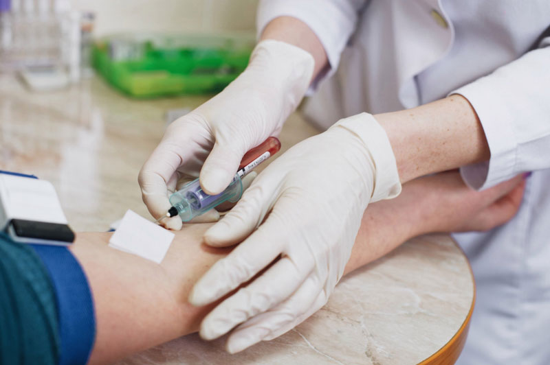 Dịch vụ xét nghiệm máu phát hiện ra nhiều căn bệnh trong cơ thể