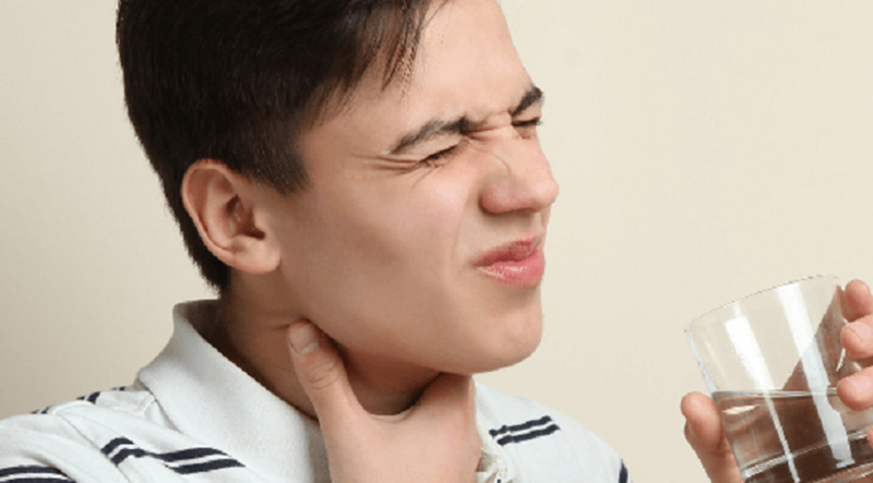 Sưng cổ, xuất hiện hạch có thể là triệu chứng ung thư vòm họng