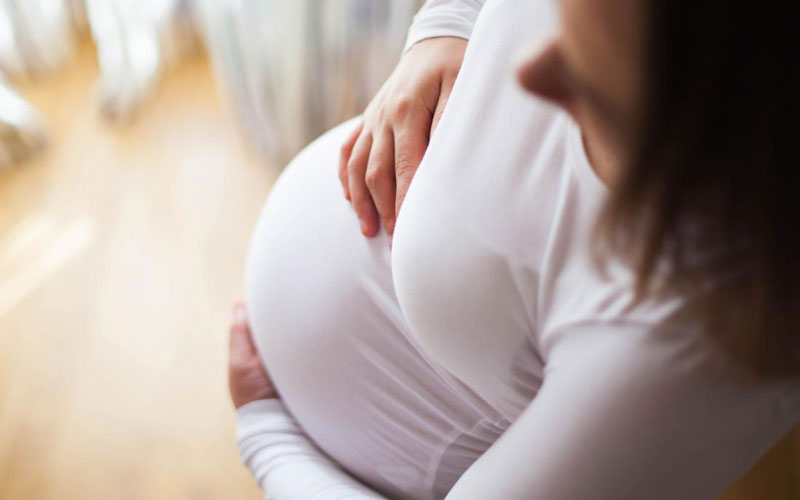 Phụ nữ mang thai qua các thời kỳ ảnh hưởng đến nồng độ CRP 
