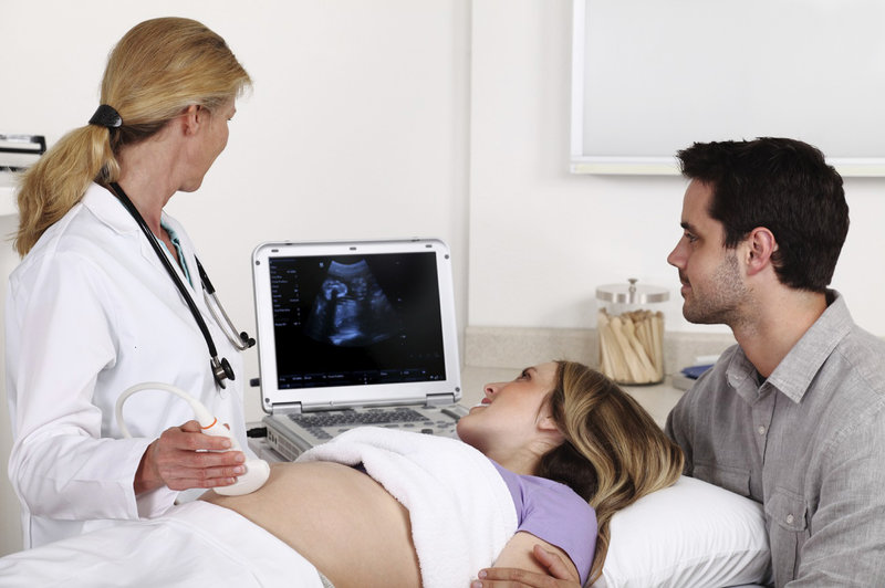 Siêu âm mốc 22 tuần là việc làm cần thiết để mẹ bầu biết những thông tin quan trọng của thai nhi