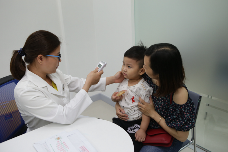 Không được tự ý cho trẻ uống vắc xin Rota khi chưa được sự đồng ý của bác sĩ