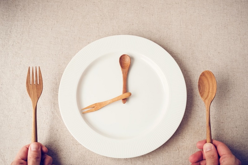 Tùy vào từng loại xét nghiệm bạn có thể phải nhịn ăn hoặc không cần nhịn ăn
