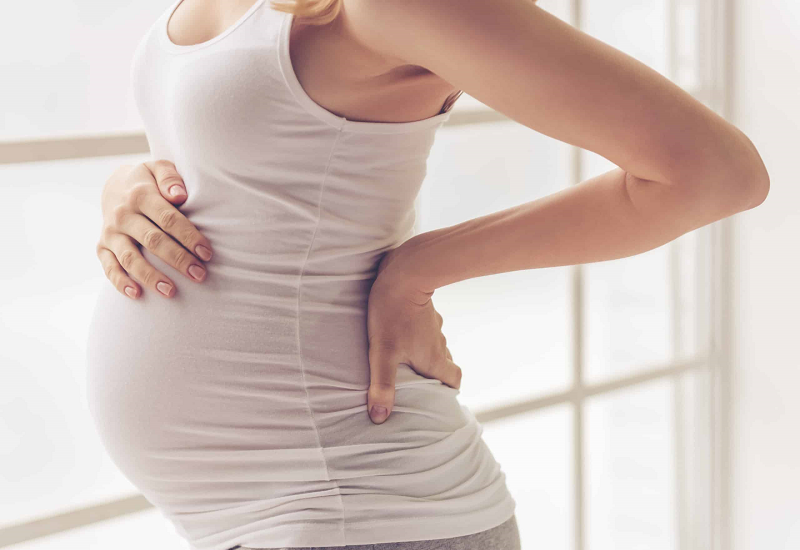 Có những biện pháp nào giúp giảm đau lưng cho bà bầu?
