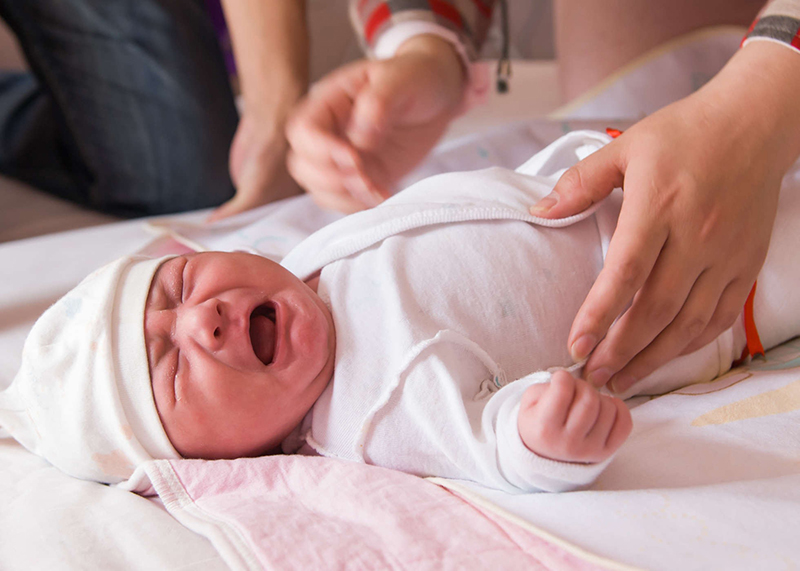 Tại sao quy trình tiêm chủng cho trẻ sơ sinh cần được thực hiện đúng cách