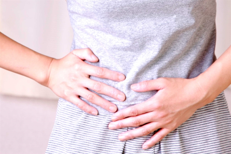 Triệu chứng đau bụng trên chính giữa nguy hiểm và cách chữa trị