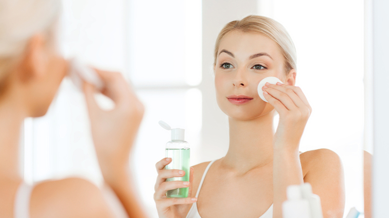 Cách làm sạch da mặt hoàn toàn với 4 bước và 3 phút thực hiện