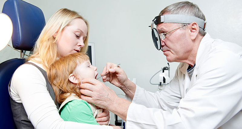 Quy trình thực hiện nội soi tai mũi họng cho bé?
