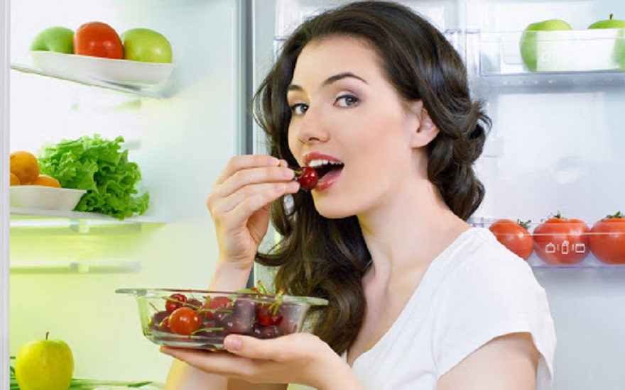 Tại sao cần duy trì một chế độ ăn uống đầy đủ chất dinh dưỡng trong thời gian máu kinh?
