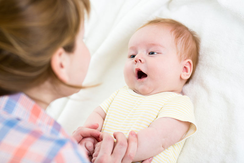 Có những dấu hiệu nhận biết sớm trẻ chậm nói không?
