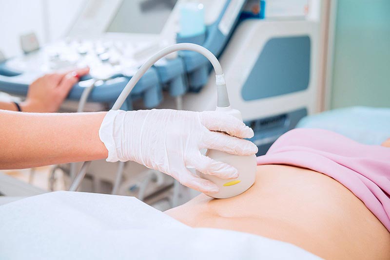 Mục đích chính của việc thực hiện siêu âm thai 8 tuần là gì?
