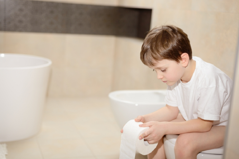 Đau bụng và tiêu chảy là những triệu chứng thường gặp ở trẻ em khi bị bệnh gì?
