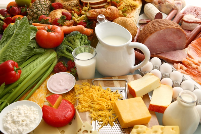 Các loại thực phẩm nên ăn ít hoặc hạn chế khi mắc bệnh gan nhiễm mỡ độ 1 là gì?
