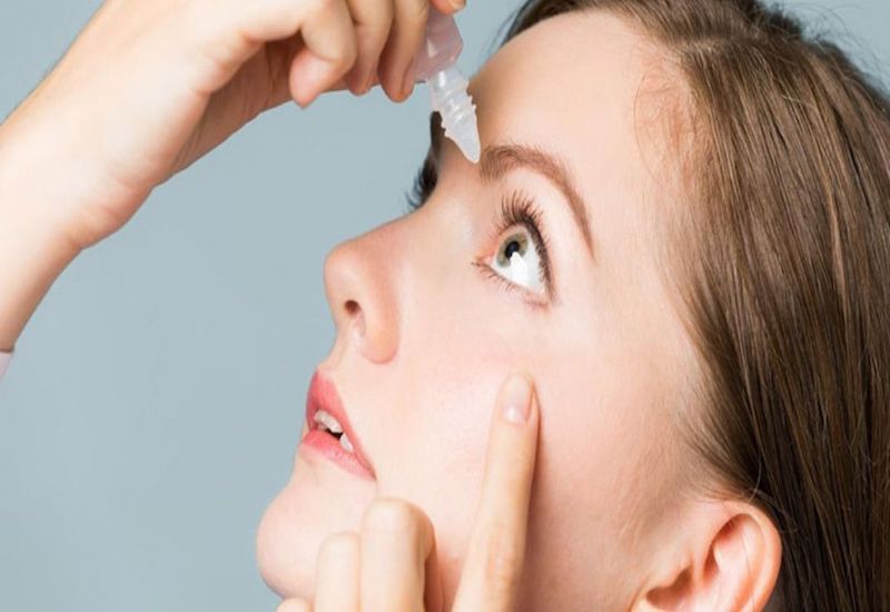 Điều trị viêm mắt bằng natri clorid nhỏ mắt hiệu quả nhất