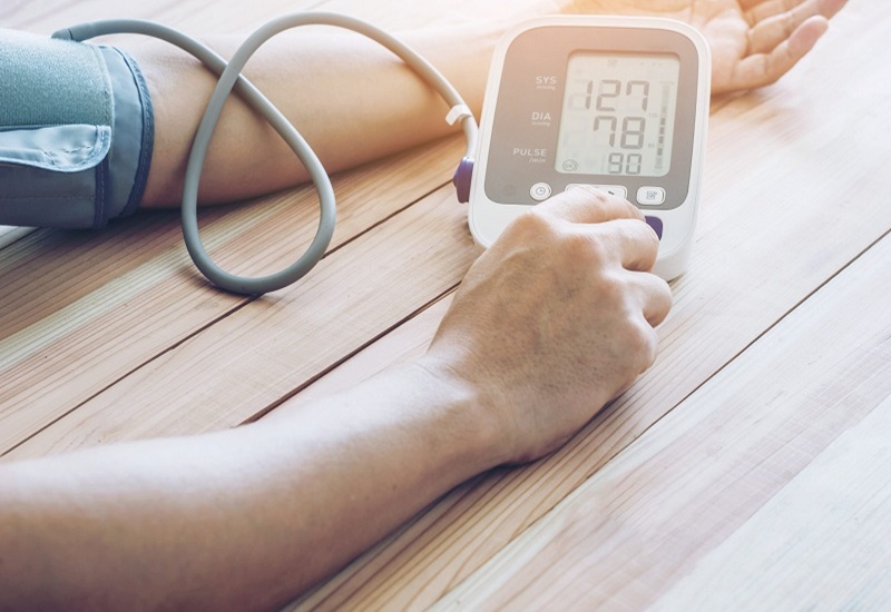 Đo huyết áp tại nhà giúp bạn nhận biết sớm những vấn đề sức khỏe bất thường